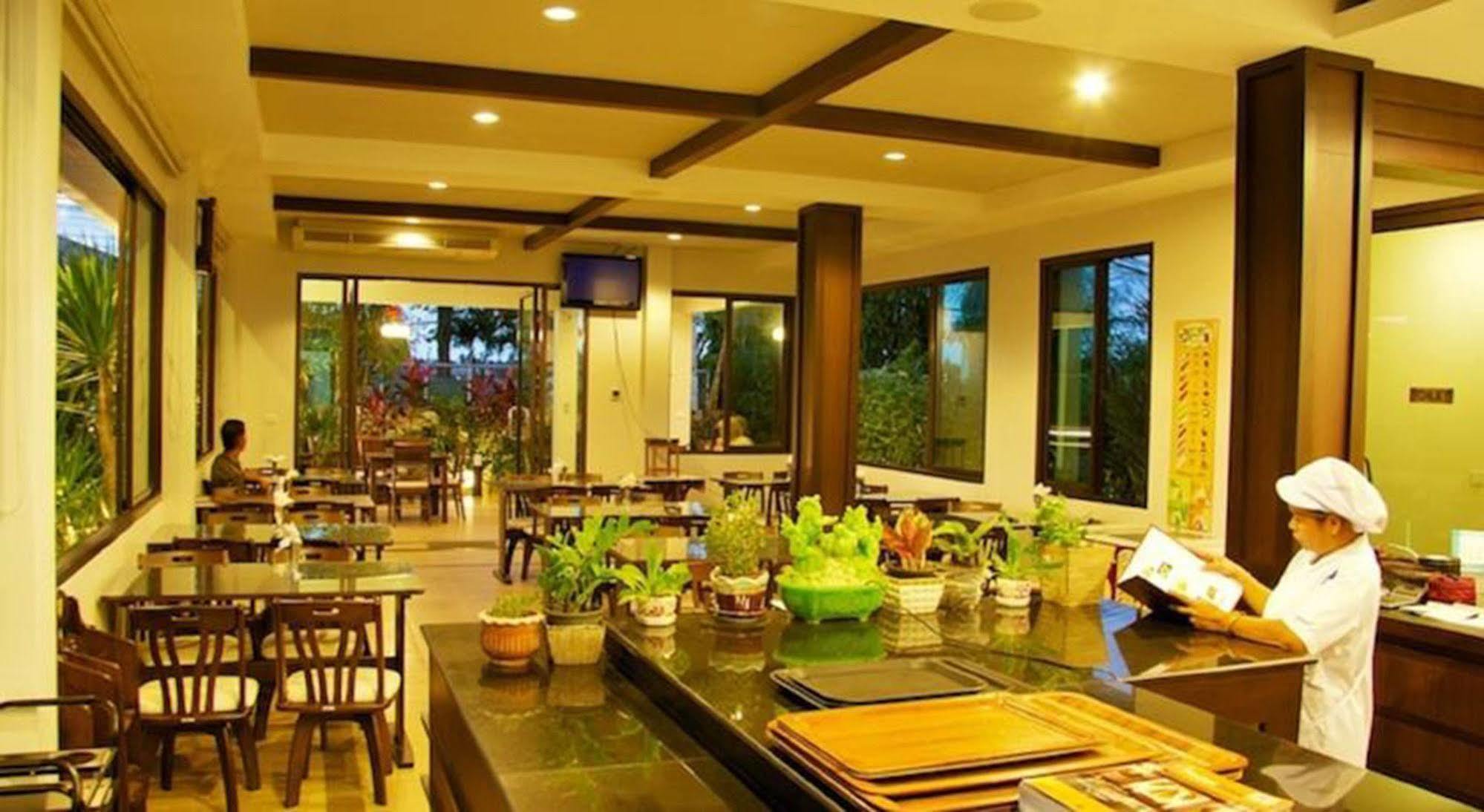 Готель Airport Mansion Phuket Ban Bo Han Екстер'єр фото