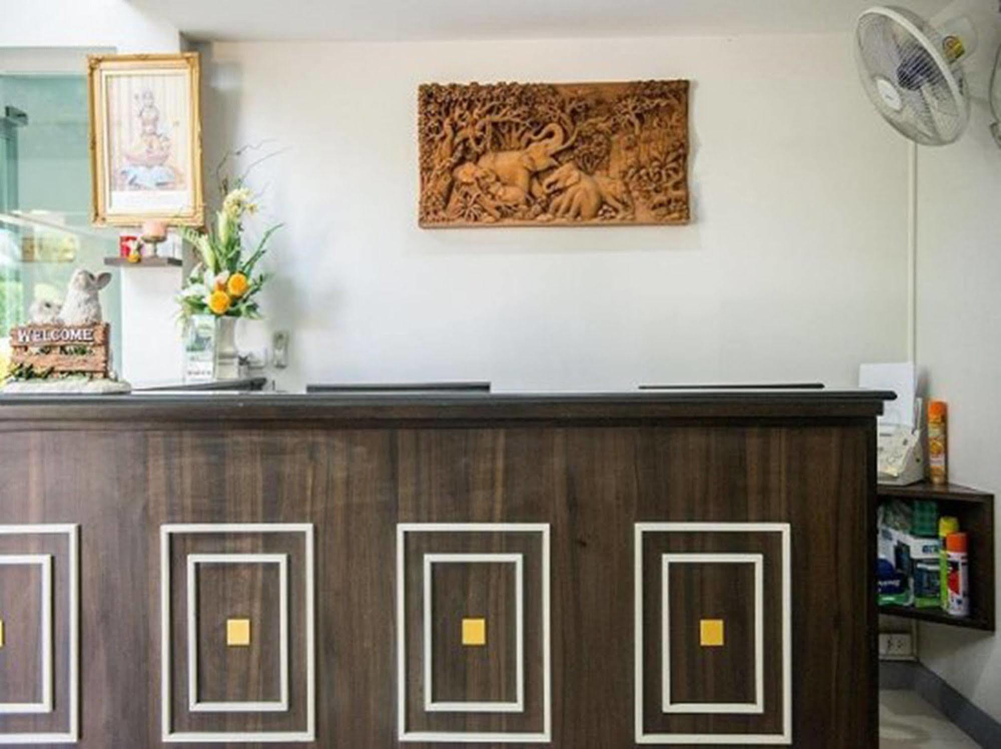 Готель Airport Mansion Phuket Ban Bo Han Екстер'єр фото