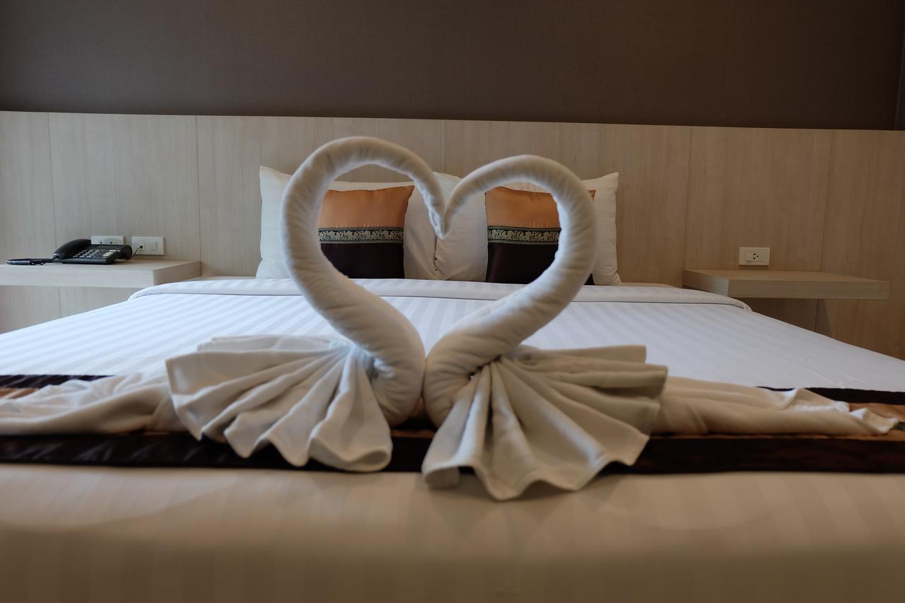 Готель Airport Mansion Phuket Ban Bo Han Екстер'єр фото